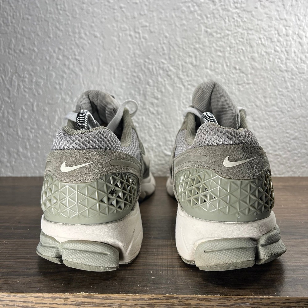 Nike Air Zoom Vomero 5 Dark Stucco Men's Green Shoes - Men's Size 8 - Picture 8 of 10